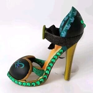 Disney Parks Runway Shoe Collection Anna Frozen Ornament Retired New